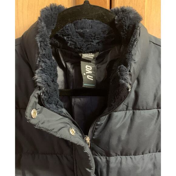 Womens Medium NVO Navy Blue Golf Vest with Zipper, Snaps and Faux Fur Trim Colla - Picture 6 of 13